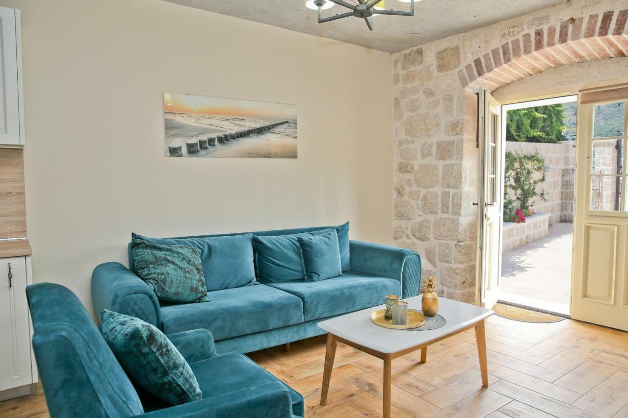 Vila Maestral Kotor Phòng bức ảnh
