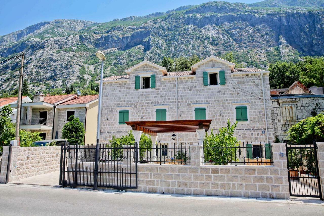 Vila Maestral Kotor Phòng bức ảnh